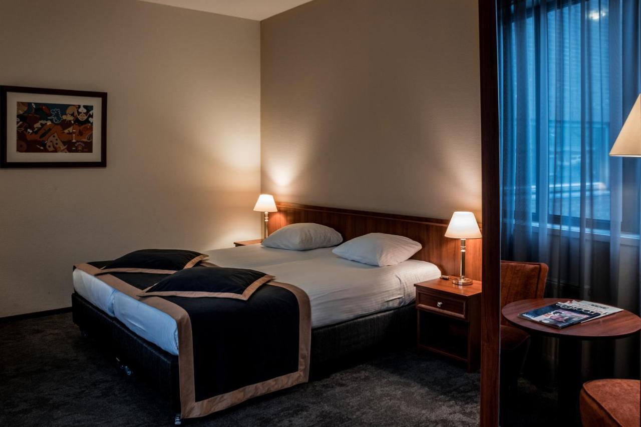 Hotel Ten Cate Емен Екстериор снимка