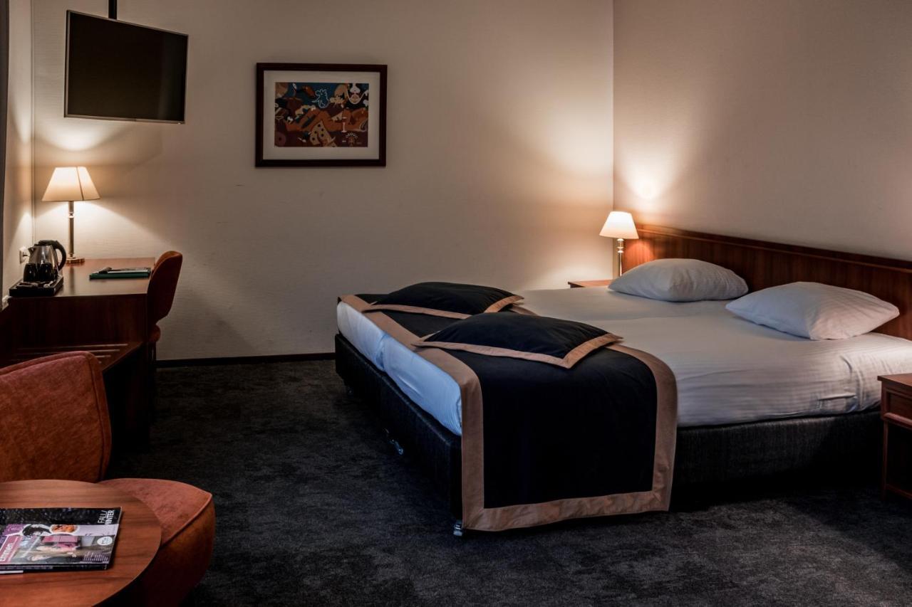 Hotel Ten Cate Емен Екстериор снимка