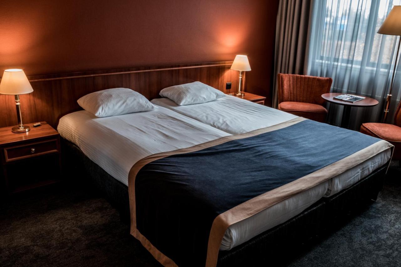 Hotel Ten Cate Емен Екстериор снимка